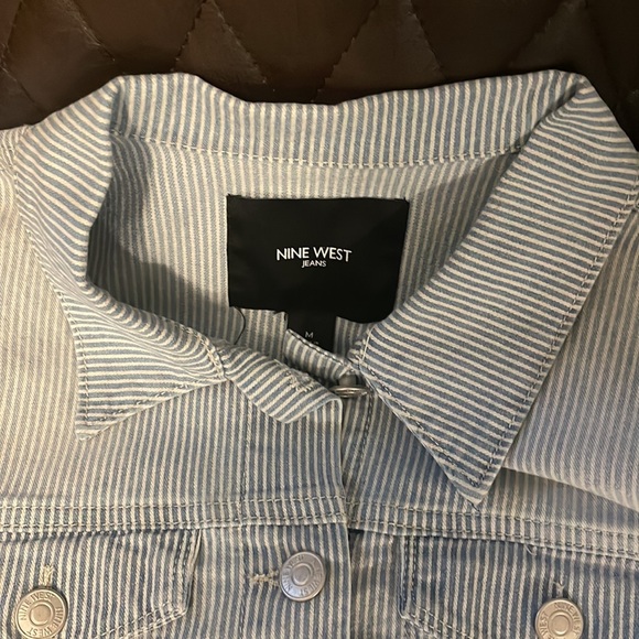 NWT blue and white striped jean jacket - Picture 2 of 6